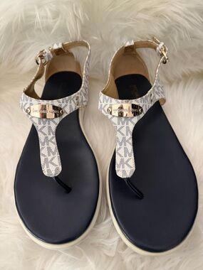 Michael Kors Navy Footbed White Logo Thong Sandals with Gold Accents